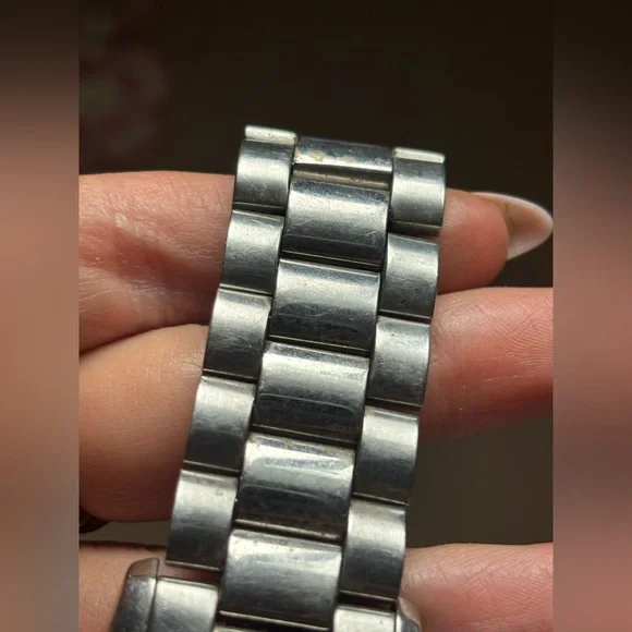 Michael Kors MK5667 Wrist Watch for Women - Picture 3 of 5